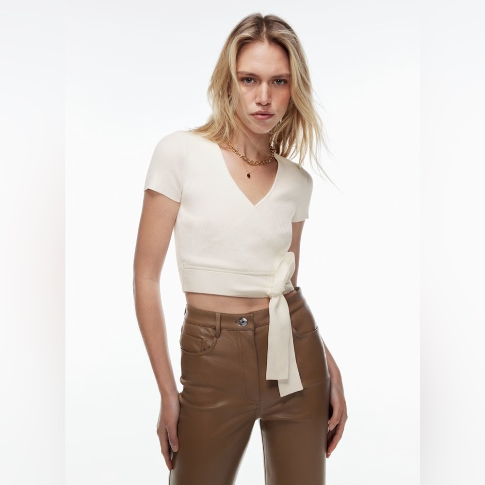 ARITZIA | Wilfred All Tied Up V-Neck Short Sleeve Sweater in Birch White S